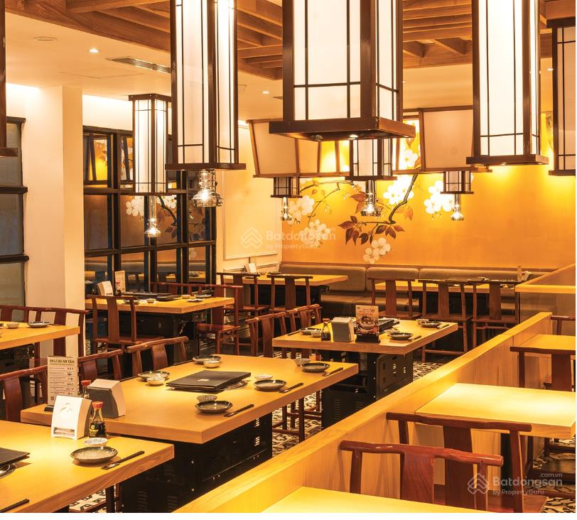 Duy nhất một căn mt tân sơn nhì, quận tân phú. 10mx20m  5 tầng  hđt 200triệu/tháng. giá 55tỷ