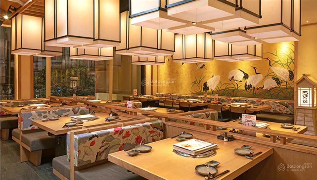 Duy nhất một căn mt tân sơn nhì, quận tân phú. 10mx20m  5 tầng  hđt 200triệu/tháng. giá 55tỷ