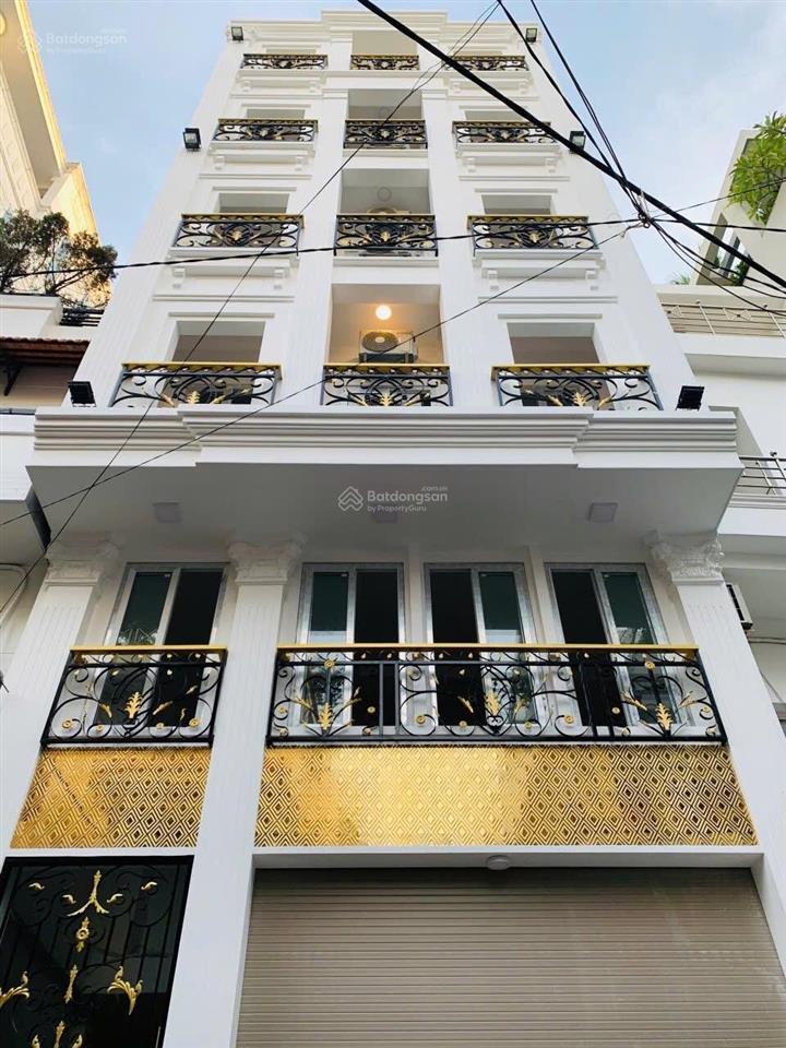 Mặt tiền lớn ngay trần hưng đạo, quận 1. dt 10mx25m  xd hầm 10 tầng  hđt 700triệu. giá 130tỷ