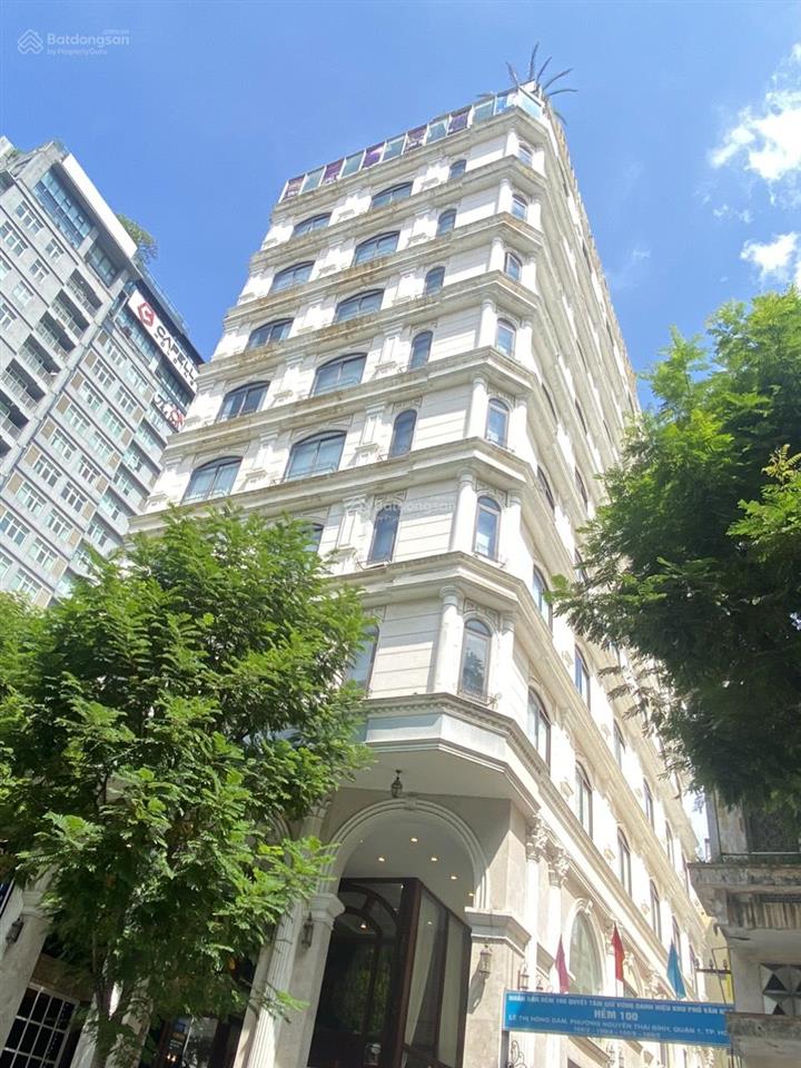 Khách sạn rẻ nhất phố bùi viện, quận 1. 8mx18m  xd hầm 7 tầng  hđt 250triệu/tháng. giá 70tỷ