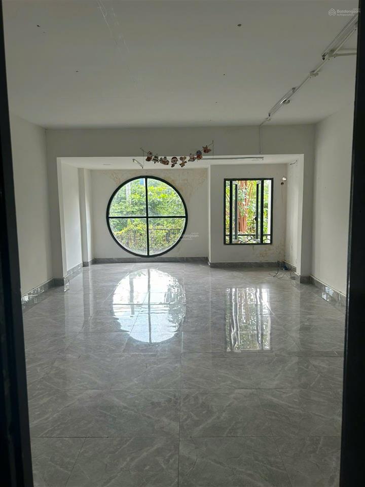 Cho thuê nhà 1trệt 1 lầu đường hậu giang, tân bình 5mx30m  phù hợp làm công ty, ở. giá 25triệu