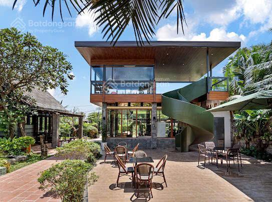 Giảm 10tỷ bán bt compound nguyễn văn hưởng, thảo điền. 300m2 sân vườn, hồ bơi  hđt 120triệu  99tỷ