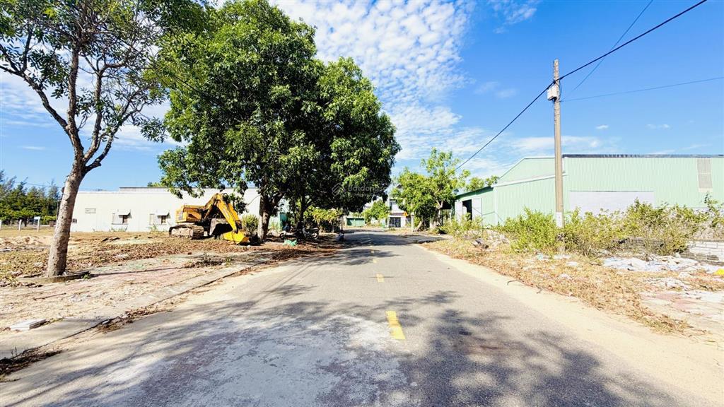 Nền biệt thự 16m ngang ngay fpt city, hướng đông đẹp