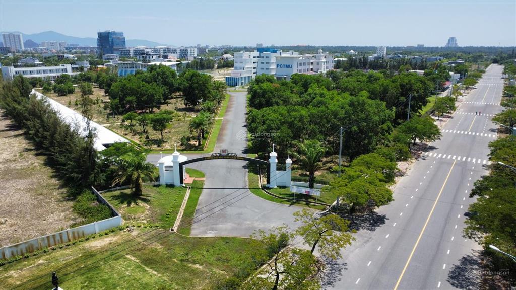 Đất tặng nhà vườn 210m2, ô tô vào tận nhà