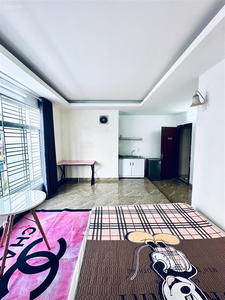 Cho thuê phòng quận 1, gần cầu kênh tẻ, đh luật, đh nguyễn tất thành