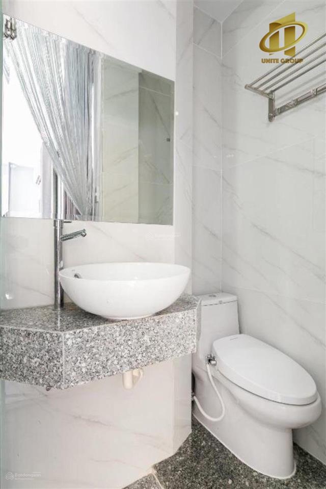 Cho thuê căn hộ ban công thang máy gần hồ con rùa, nhà thờ đức bà quận 3