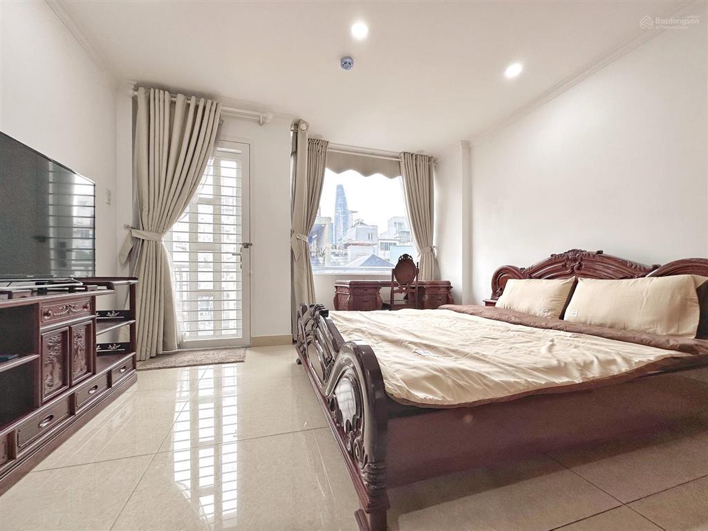 Cho thuê căn hộ ban công quận 1 gần chợ bến thành, bitexco, saigon centre