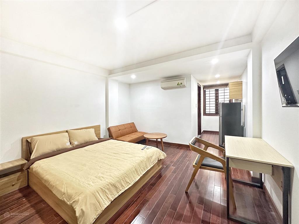 Cho thuê căn hộ ban công quận 1 gần chợ bến thành, bitexco, saigon centre