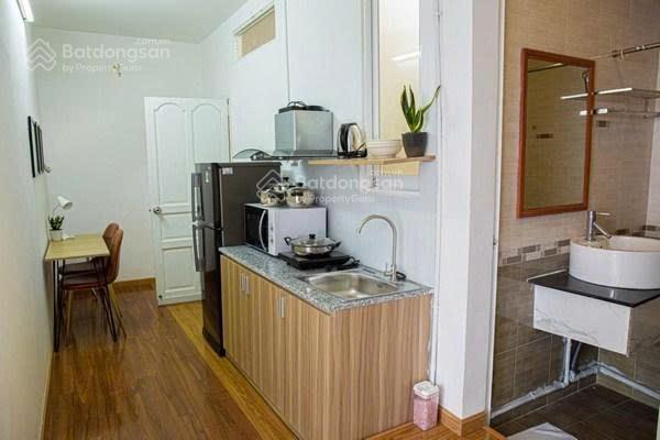 Cho thuê căn hôi ban công quận 3 gần cầu công lý, chùa vĩnh nghiêm, trường sa