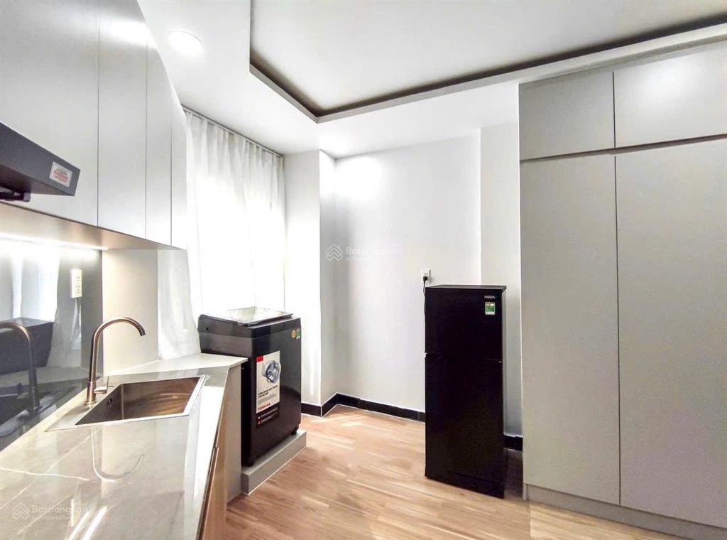 Cho thuê căn hộ studio nội thất máy giặt riêng gần chợ bến thành, tttm takashimaya, cầu calmette