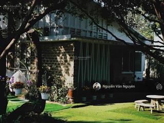 Cạnh metro  biệt thự vườn gần 1600m2 giá tốt nhất thời điểm hiện tại bình thọ. 1 đời chủ . 123 tỷ