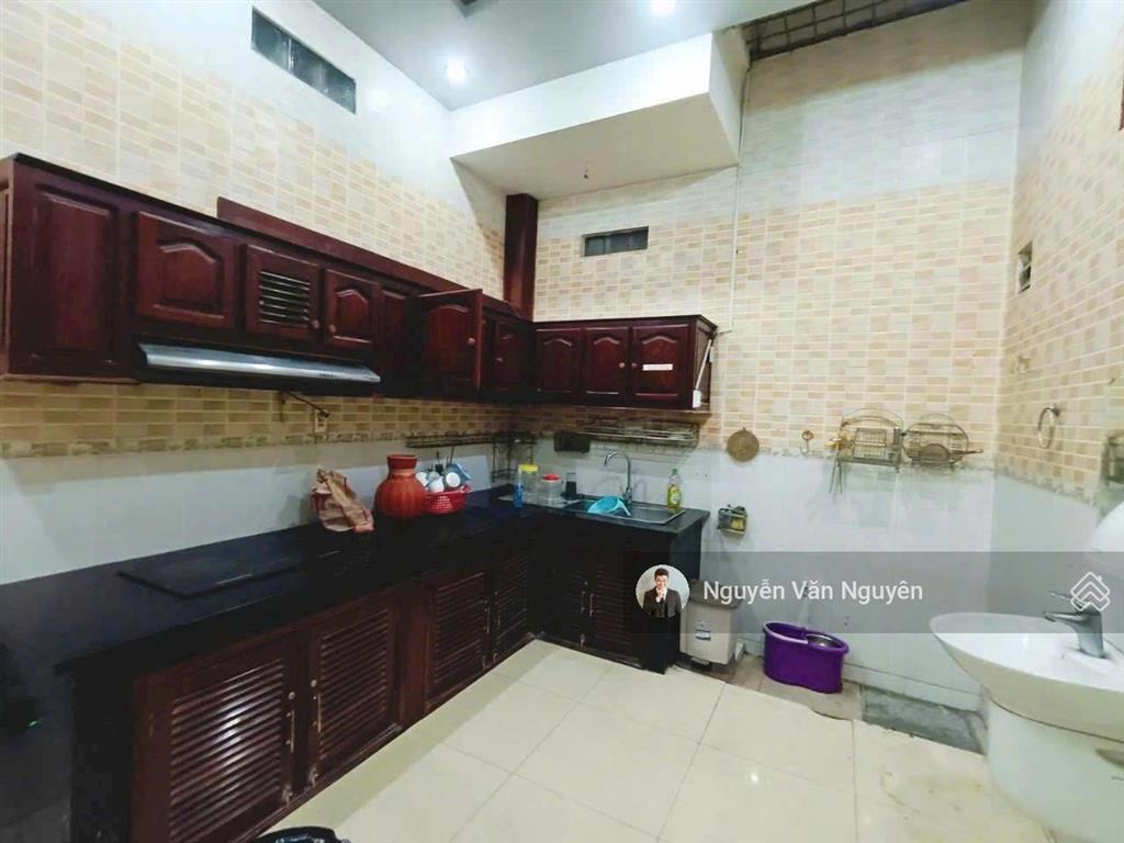 Bán nhà hẻm nhựa xe hơi cạnh hoàng diệu 2. thu nhập sẵn 22tr/th. 104m2 ngang 5.01m. tiện ích full