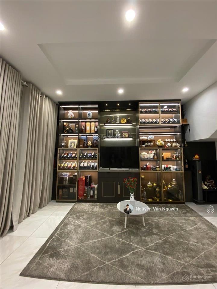 Hàng hiếm ! biệt thự ngay trục liên phường dt 180 ngang 10. khu đồng bộ, bàn cờ. cạnh global city