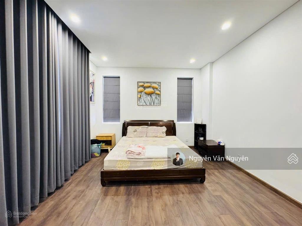 Hàng hiếm ! biệt thự ngay trục liên phường dt 180 ngang 10. khu đồng bộ, bàn cờ. cạnh global city