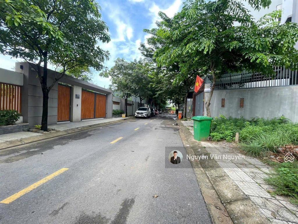 Hiếm. khu dân cư centerhome riverside  trường thọ  cạnh ga metro  61m2. khu đồng bộ vỉa hè