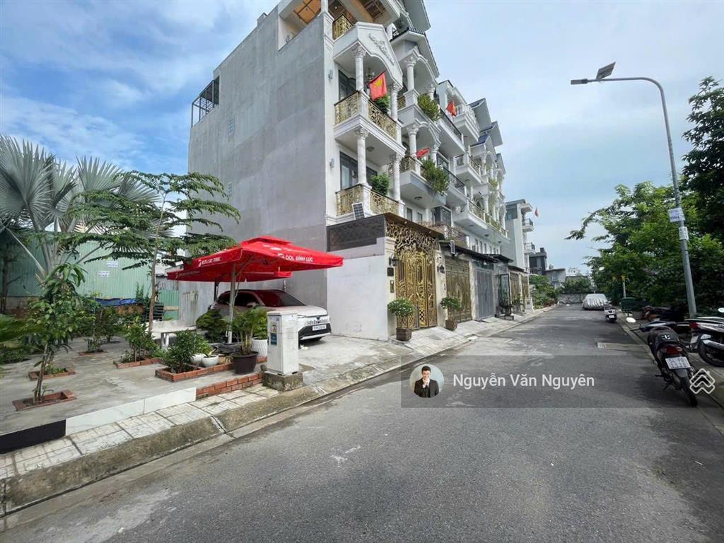 Hiếm. khu dân cư centerhome riverside  trường thọ  cạnh ga metro  61m2. khu đồng bộ vỉa hè