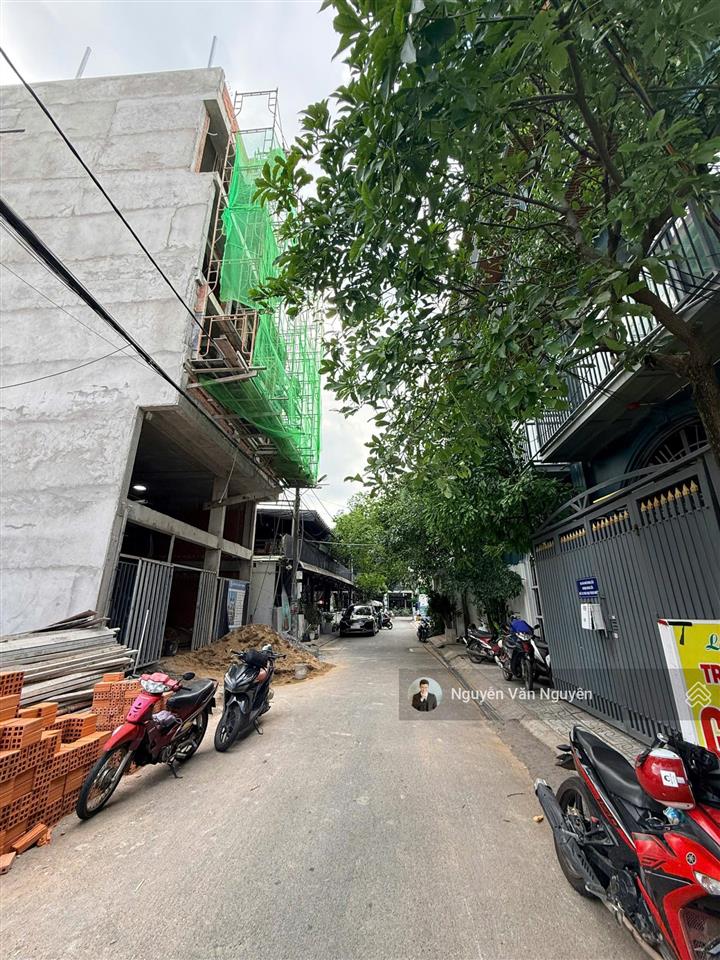 Hàng hiếm ngay hoàng diệu 2 đất hẻm ô tô tránh nhau có vỉa hè. xây được 5 lầu. tiện ích đầy đủ 1km