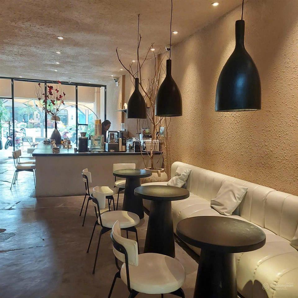 Siêu phẩm ngang 6m cách trạm metro 200m, cung đường kinh doanh, f&b sung. dòng tiền 480 triệu/năm