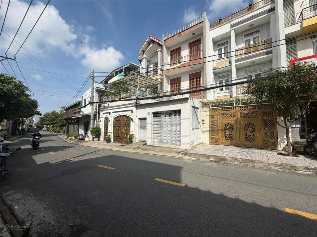 Hàng đầu tư  mặt tiền kinh doanh đường số p. linh tây cạnh phạm văn đồng (5x22m) qcdx hầm 5 tầng
