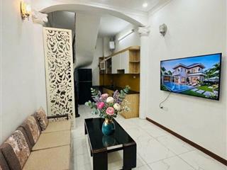 Bán nhà Kim Ngưu-Quỳnh Mai, 30m2 x 5T, sân cổng ô tô đỗ, full nội thất. Giá 7,5 tỷ