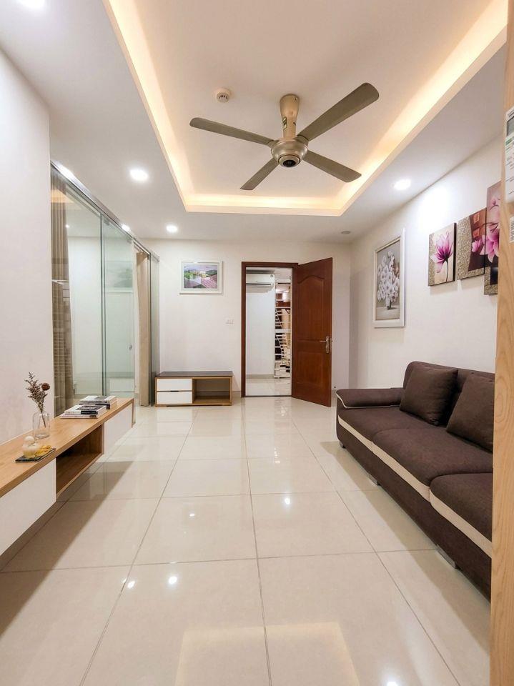 Bán chung cư Nguyễn Xiển Vinaconex, 51m2 x 2 ngủ đẹp thoáng, full nội thất. Giá 4,45 tỷ