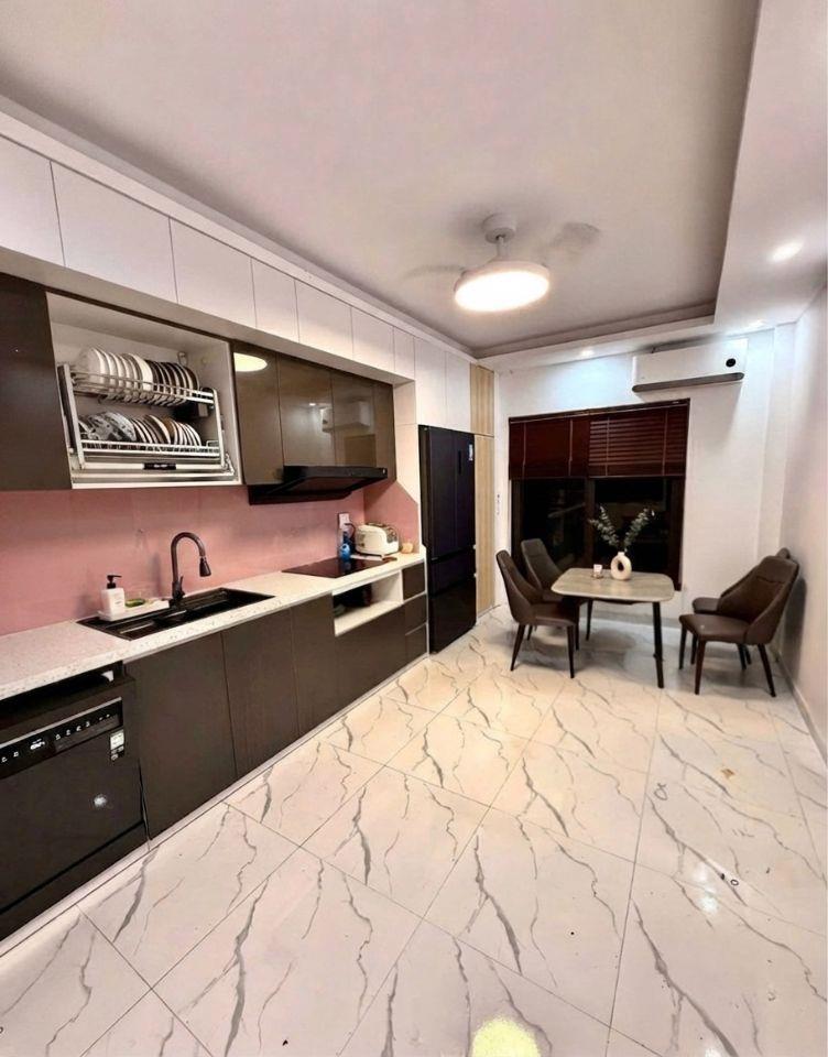 Bán nhà khu phân lô Đại Từ-Linh Đàm, 35m2 x 6T thang máy, mới đẹp, full nội thất. Giá 9 tỷ