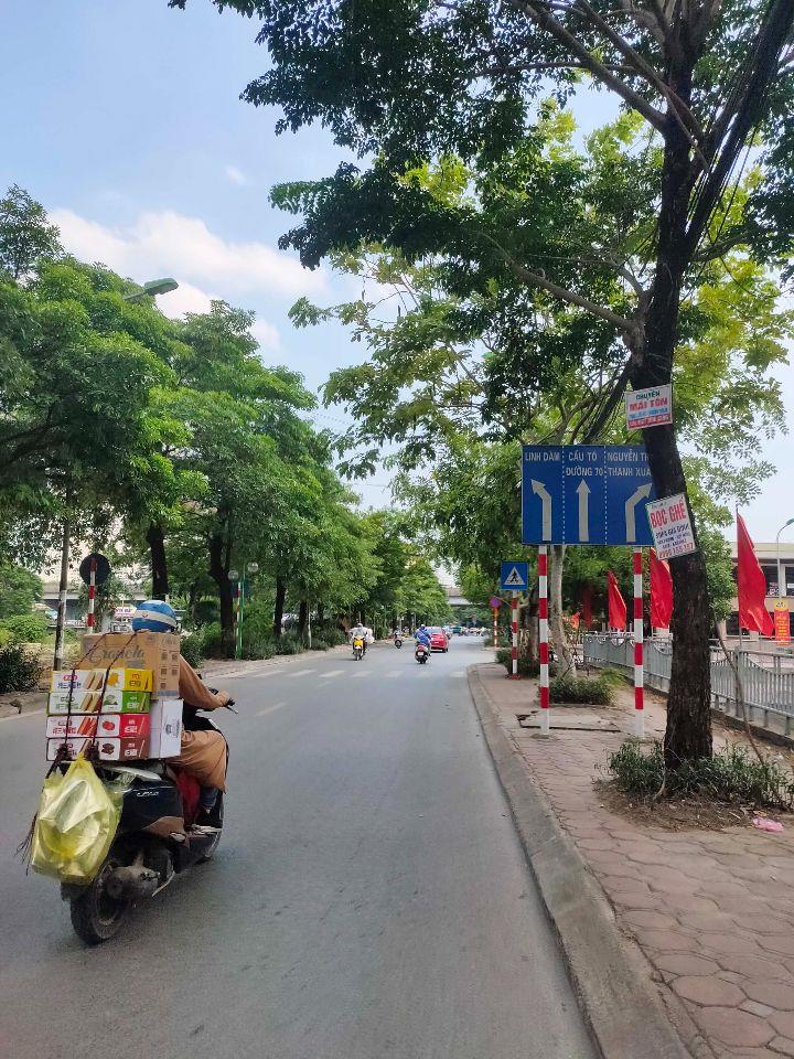 Bán nhà Kim Giang-Linh Đàm, 42m2 x 4T đẹp mới, ngõ kinh doanh tốt, ô tô vào. Giá 8,6 tỷ