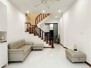 Bán nhà Kim Giang-Linh Đàm, 42m2 x 4T đẹp mới, ngõ kinh doanh tốt, ô tô vào. Giá 8,6 tỷ