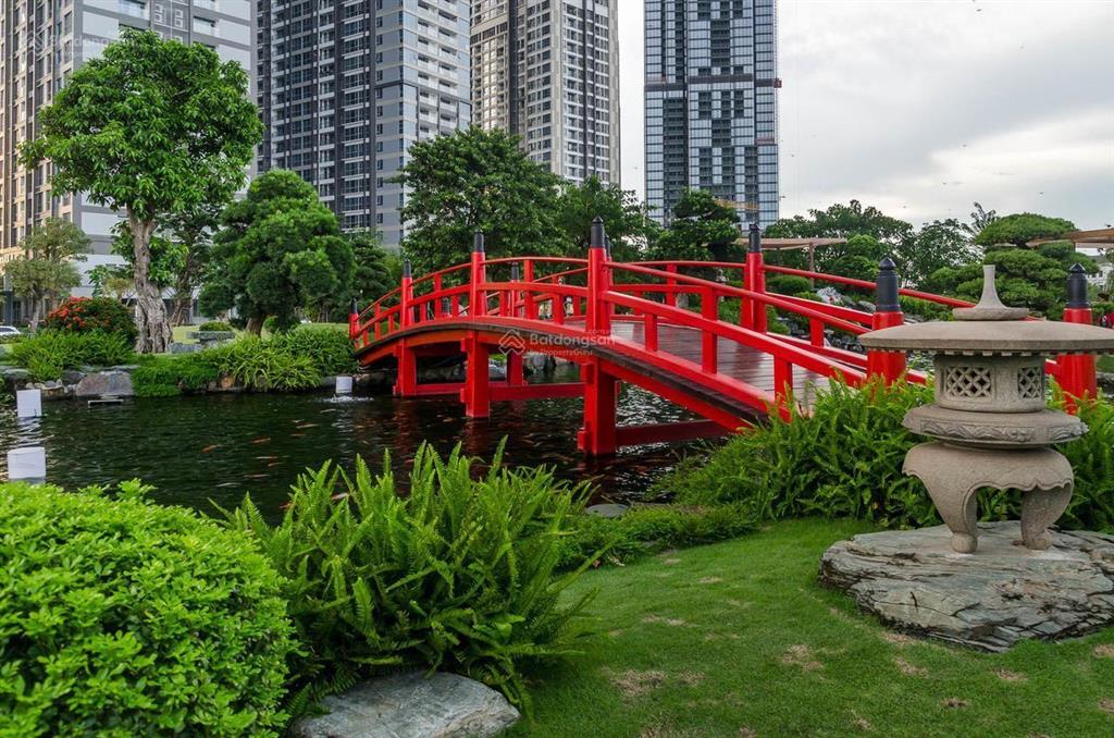 Chính chủ gửi bán căn biệt thự đơn lập vinhomes central park  căn góc  dt 600m2  full nt cao cấp