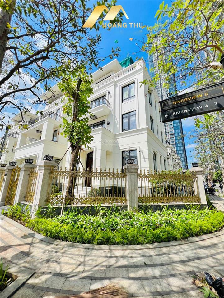 Chủ nhà ngộp bank cần bán gấp căn biệt thự bason dt 225m2  đã có sổ