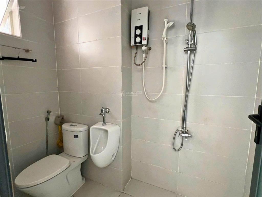 Nhà ngộp giá tốt cần bán gấp, nhà mặt tiền nguyễn thị nhung kđt vạn phúc city