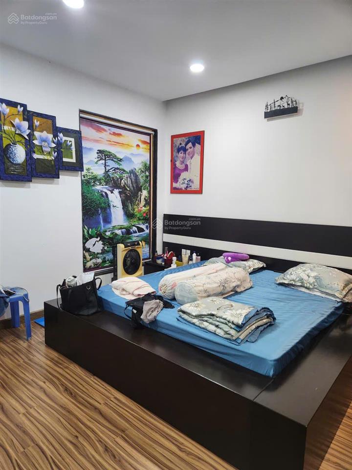 Nhà hoàn thiện cao cấp thang máy, vị trí đẹp tại vạn phúc city, giá ngộp cần bán gấp