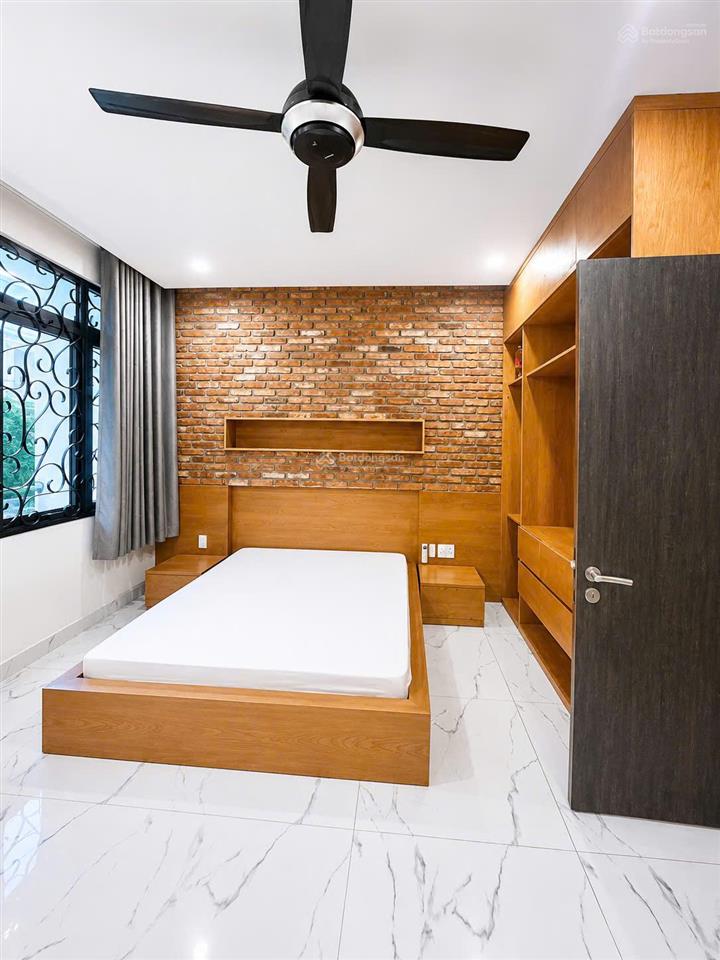 Nhà hoàn thiện full nội thất 1 hầm 4 lầu cần cho thuê gấp, giá tốt nhà đẹp tại vạn phúc city