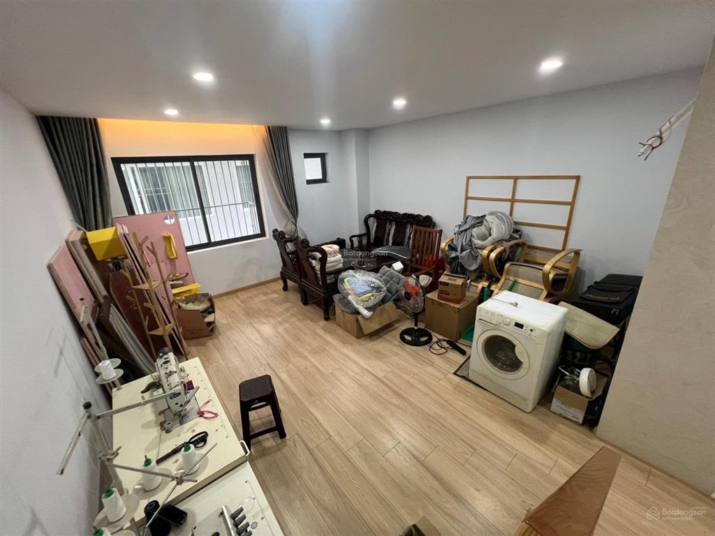 Cho thuê nhà full nội thất ở kết hợp văn phòng tại vạn phúc city, dt 5x22m nhà 1 hầm 4 lầu