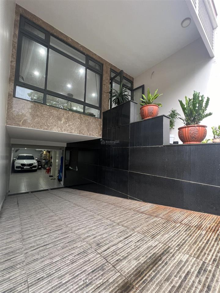 Cho thuê nhà full nội thất ở kết hợp văn phòng tại vạn phúc city, dt 5x22m nhà 1 hầm 4 lầu