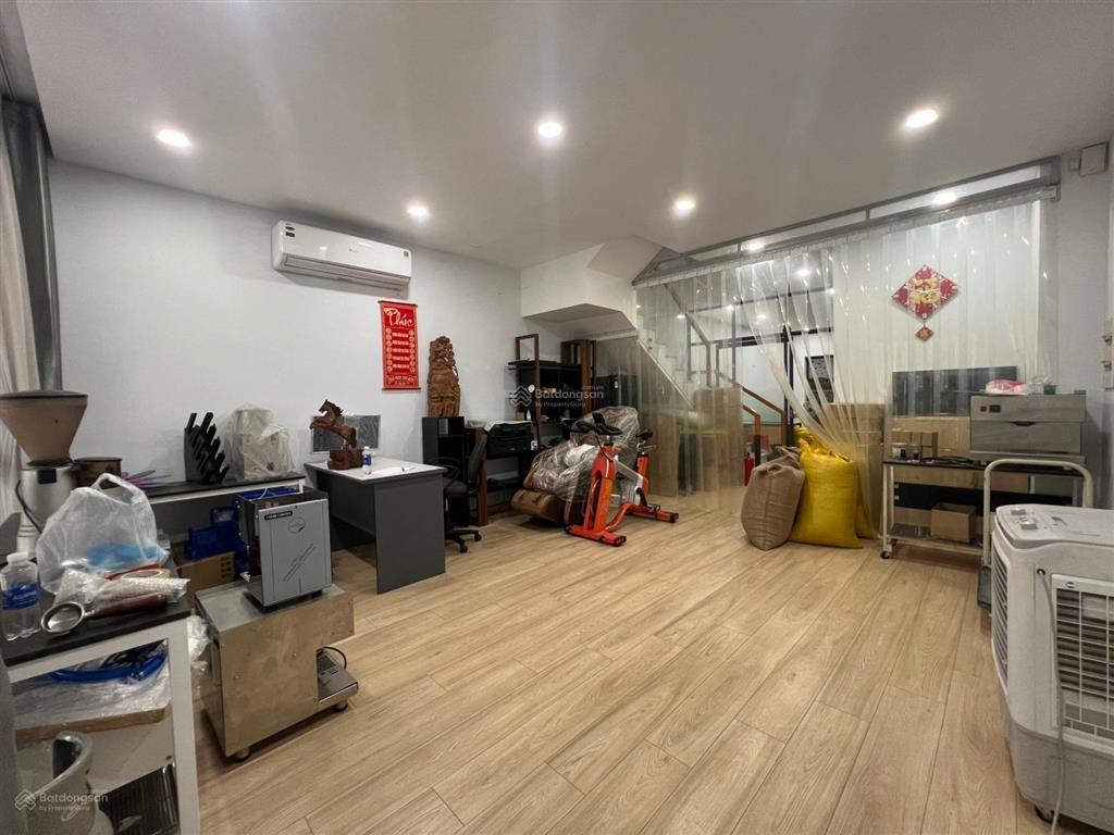 Cho thuê nhà full nội thất ở kết hợp văn phòng tại vạn phúc city, dt 5x22m nhà 1 hầm 4 lầu