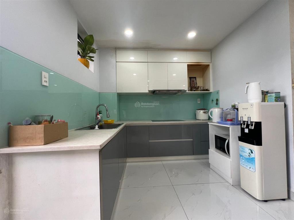 Cho thuê nhà full nội thất ở kết hợp văn phòng tại vạn phúc city, dt 5x22m nhà 1 hầm 4 lầu