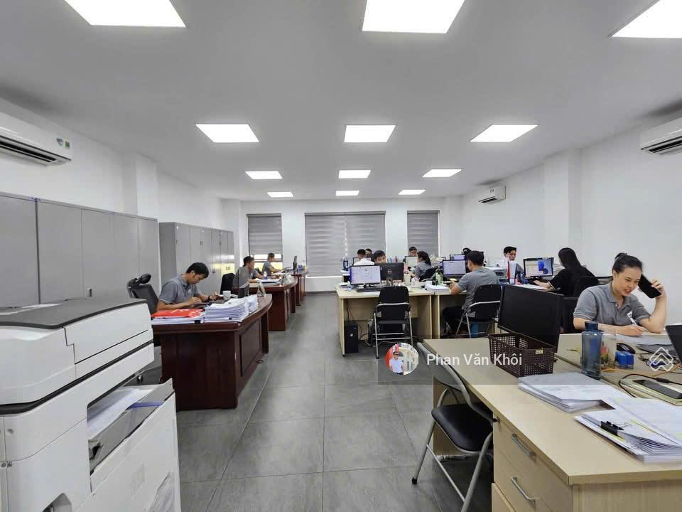 Cho thuê nhà đường 41 kdt vạn phúc city, dt 7x20m, 1 hầm 5 tầng, thang máy