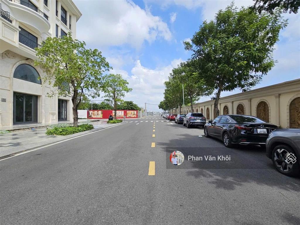 Cho thuê nhà đường 41 kdt vạn phúc city, dt 7x20m, 1 hầm 5 tầng, thang máy