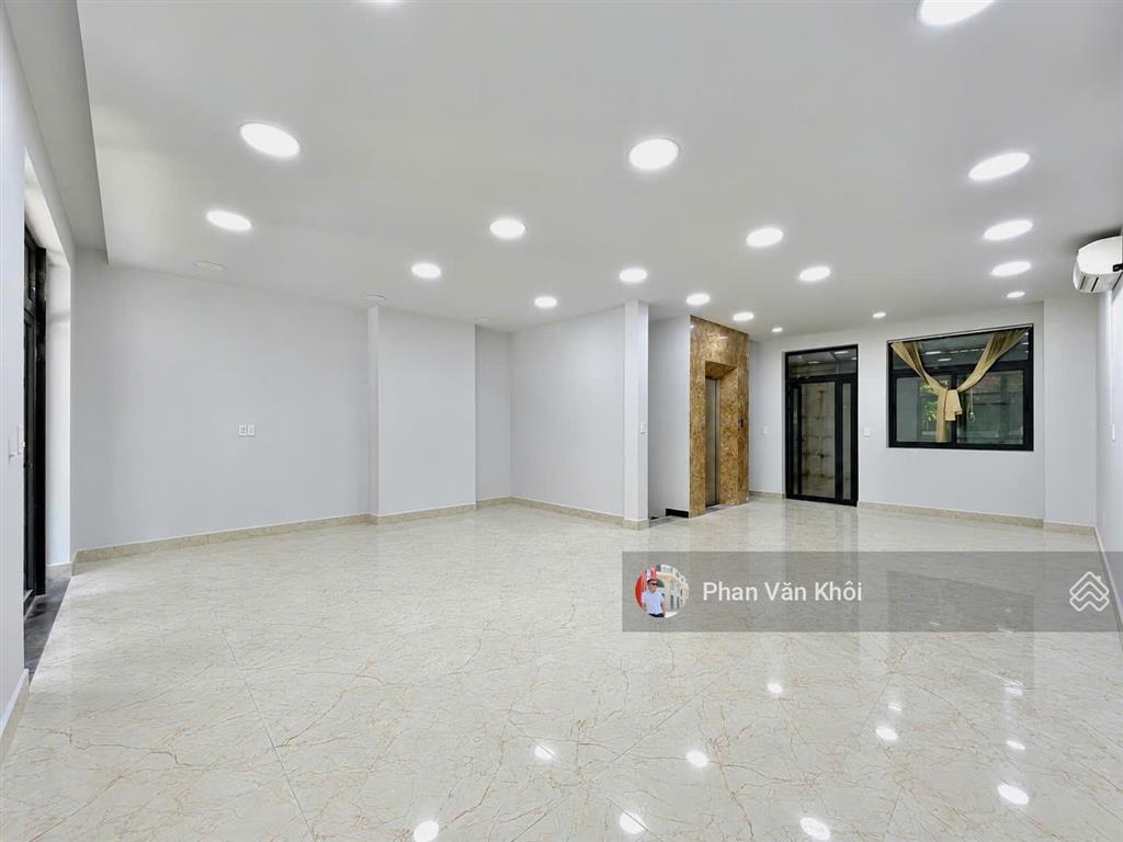 Văn phòng 1 trệt 1 lầu dt 7x17m có 170m2 sàn  giá cho thuê tốt tại đường số 2 vạn phúc city