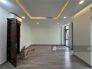 Cho thuê văn phòng tầng 2, nguyên sàn có 2 phòng  tại vạn phúc city