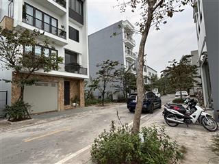 Bán mảnh đất đấu giá cạnh hồ công viên ngay phía sau phố đoàn khuê kéo dài thanh am 85m2 giá tốt