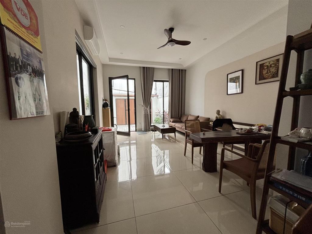 Hiếm nhà vườn 3.5 tầng khu phân lô phố chu huy mân cửa ngõ vinhomes cạnh hồ kđt sài đồng giá trị