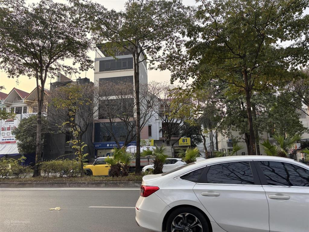 Hiếm nhà vườn 3.5 tầng khu phân lô phố chu huy mân cửa ngõ vinhomes cạnh hồ kđt sài đồng giá trị