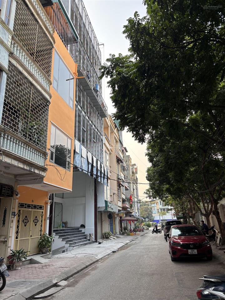 Hiếm nhà vườn 3.5 tầng khu phân lô phố chu huy mân cửa ngõ vinhomes cạnh hồ kđt sài đồng giá trị