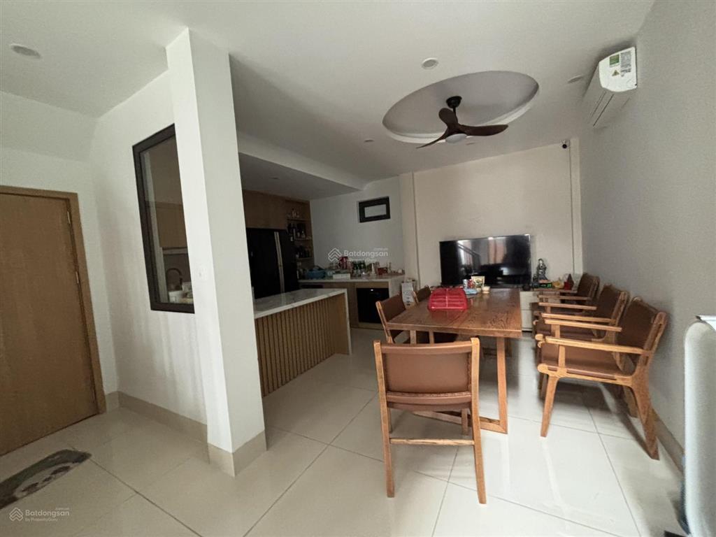 Hiếm nhà vườn 3.5 tầng khu phân lô phố chu huy mân cửa ngõ vinhomes cạnh hồ kđt sài đồng giá trị