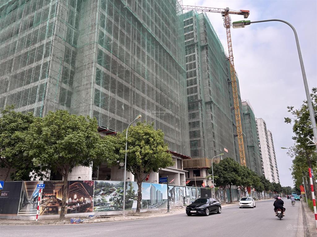 Bán căn nhà 5 tầng thang máy mặt phố nông vụ phúc lợi kinh doanh rất đẹpgần vinhomes 81m2 giá 24tỷ