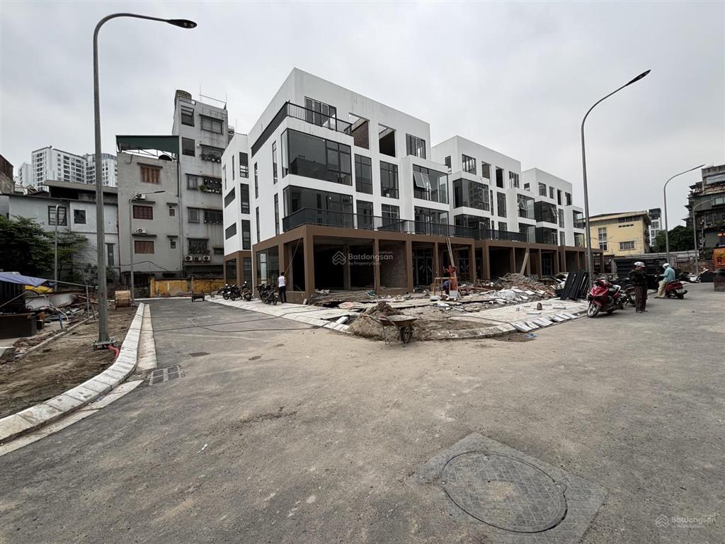 Cực hiếm bán căn liền kề 5 tầng thô kinh doanh 2 thoáng giữa phố lạc trung 80m2(5x16m) giá tốt