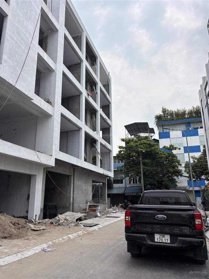 Cực hiếm bán căn liền kề 5 tầng thô kinh doanh 2 thoáng giữa phố lạc trung 80m2(5x16m) giá tốt
