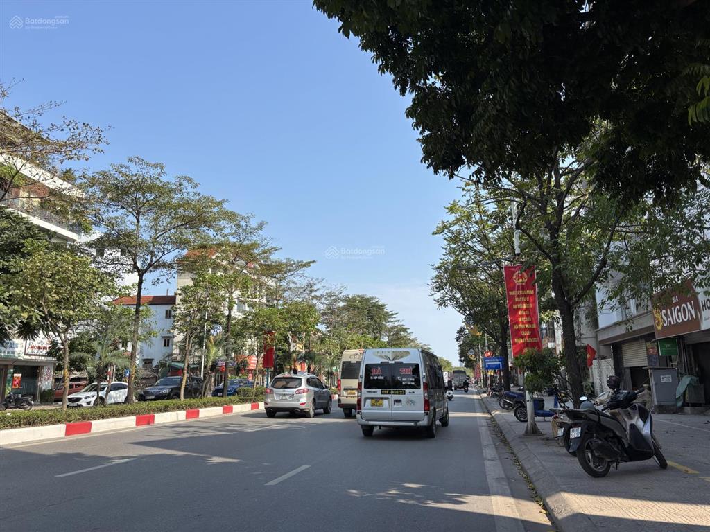 Bán mảnh đất 2 mặt đường to mặt phố cổ linh vỉa hè 9m kinh doanh rất giá trị 73m2 mặt tiền 7.3m